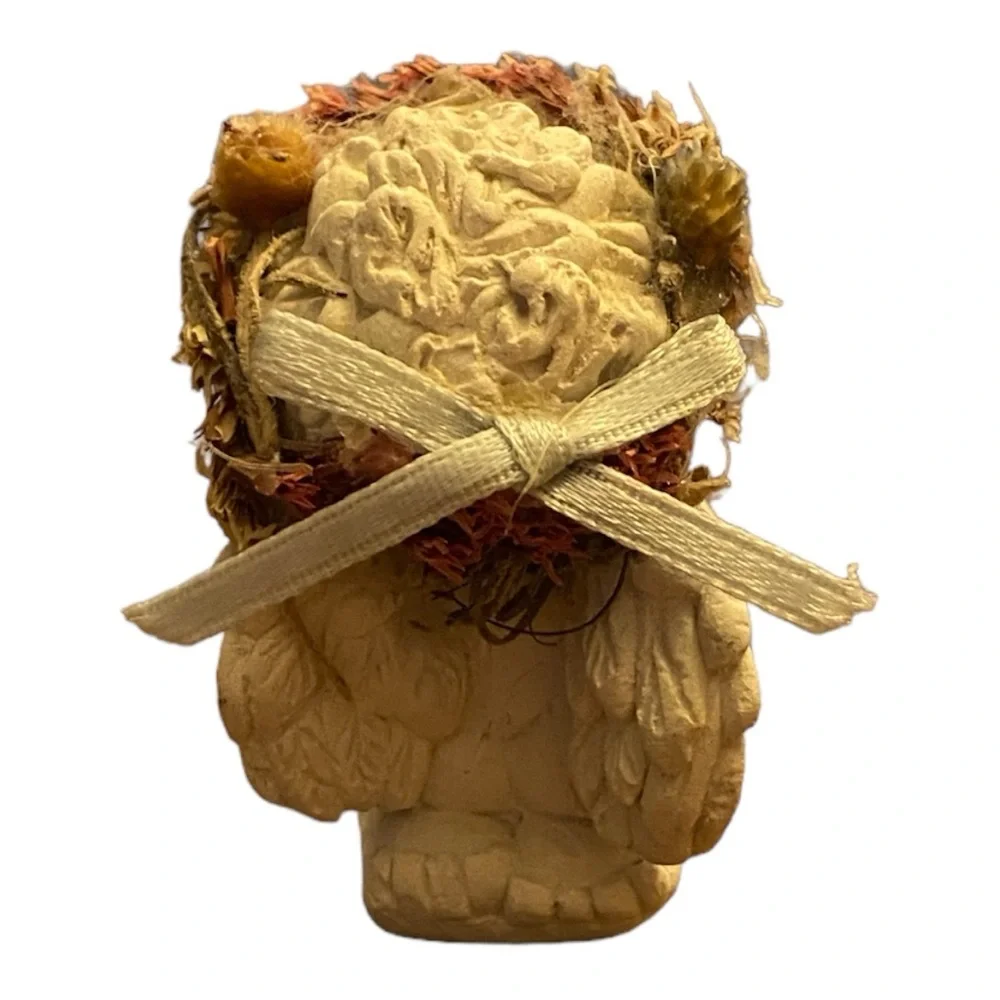 Vintage 1995 Dreamsicles Praying Cherub Angel Figurine Cast Art